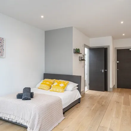 Rent this studio apartment on Bedford Road in London, N15 4HA