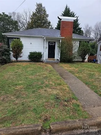 Rent this 3 bed house on 526 Edgewood Drive Southwest in British Woods, Lenoir