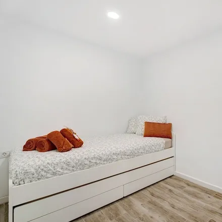 Rent this 2 bed apartment on San Cristobal de la Laguna in Plaza de la Concepción, 38202 San Cristóbal de La Laguna