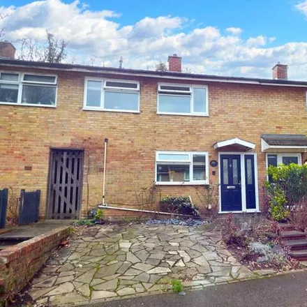 Buy this 3 bed townhouse on Telford Avenue in Stevenage, SG2 0AT