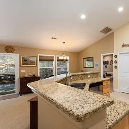 Image 3 - 2742 Brown Bear Trl, California, 95614 - House for sale