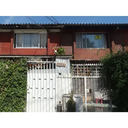 Buy this 3 bed house on Pasaje Vulcano 302 in 825 0736 Provincia de Santiago, Chile