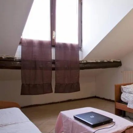 Rent this 2 bed room on Parcheggio spettatori casa in Via Giosuè Carducci, 20099 Sesto San Giovanni MI