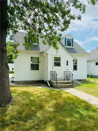 Buy this 4 bed house on 102 East 2nd Street in Morris, MN 56267