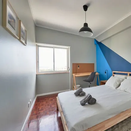 Rent this 9 bed room on Rua João da Silva