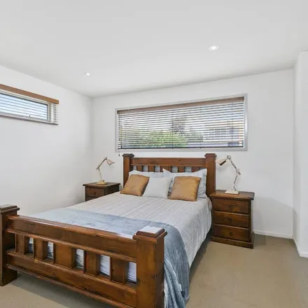 Rent this 3 bed townhouse on Torquay VIC 3228