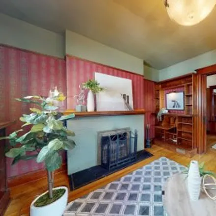 Buy this 5 bed apartment on 1525 Southeast Madison Street in Southeast Uplift, Portland
