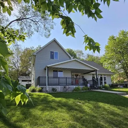 Buy this 4 bed house on 1295 South Saint Aubin Street in Morningside, Sioux City