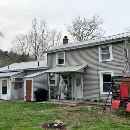 Image 4 - 426 Woodstock Avenue, Putnam, Northeastern Connecticut Planning Region, CT 06260, USA - House for sale