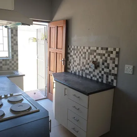 Image 4 - 97 Buitekant Street, Cape Town Ward 8, Western Cape, 7560, South Africa - Duplex for rent