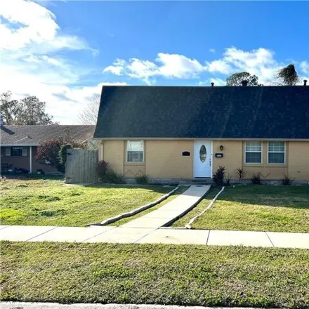 Buy this 5 bed house on 632 East Marlin Court in Terrytown, Jefferson Parish