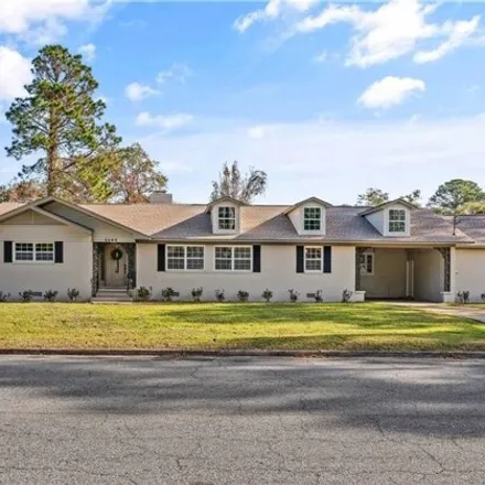 Buy this 3 bed house on 2603 Canary Drive in Brunswick, GA 31520
