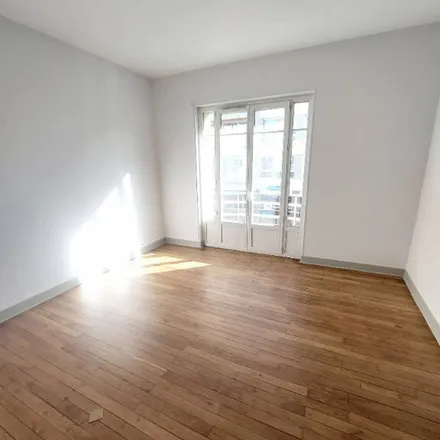 Rent this 4 bed apartment on 1125 Route de la Grande Charriére in 71000 Mâcon, France