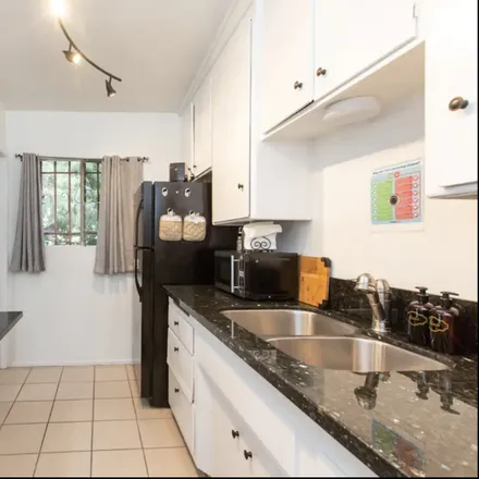 Image 5 - 7782 Norton Avenue, West Hollywood, CA 90046, USA - House for rent