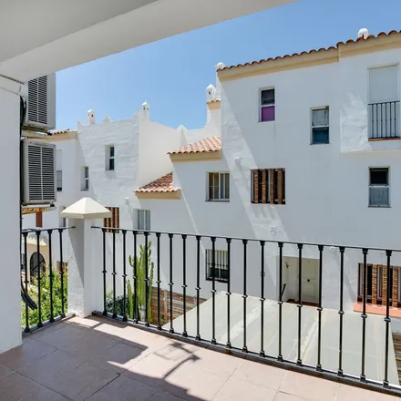 Image 6 - Estepona, Andalusia, Spain - Apartment for sale