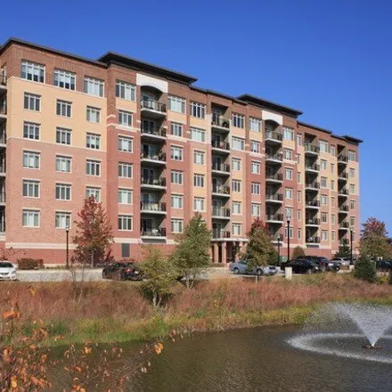 Buy this 2 bed condo on 1199 East Port Clinton Road in Vernon Hills, IL 60061
