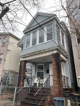 Buy this 6 bed house on 132 Oxford Avenue in West Bergen, Jersey City