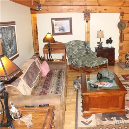 Image 5 - 599 Country ridge Ro<d, Ashe County, NC 28640, USA - House for sale