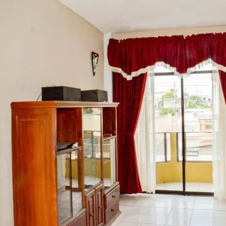 Rent this 4 bed apartment on 2.- Callejón 22 SE in 070213, Machala