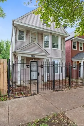 Image 2 - 8807 South Lowe Avenue, Chicago, IL 60620, USA - House for sale