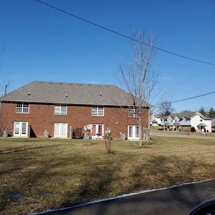 Image 3 - 107 South Lorraine Street, Radcliff, KY 40160, USA - Duplex for sale