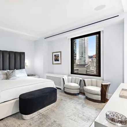 Image 7 - Ritz Tower, 465 Park Avenue, New York, NY 10022, USA - Apartment for sale