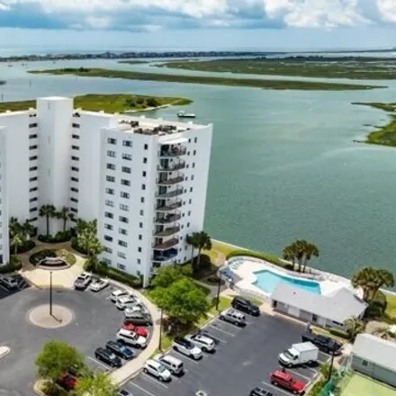 Buy this 1 bed condo on 329 Dock Drive in Wrightsville Beach, New Hanover County