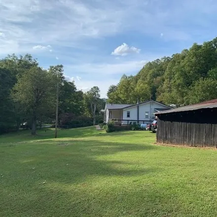 Image 6 - 1320 Riceville Road, Riceville, Johnson County, KY 41240, USA - House for sale