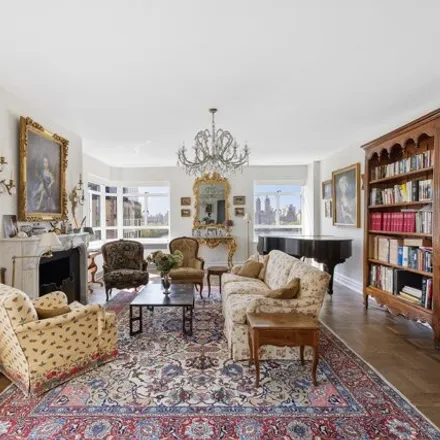 Image 5 - 19 East 88th Street, New York, NY 10128, USA - Apartment for sale