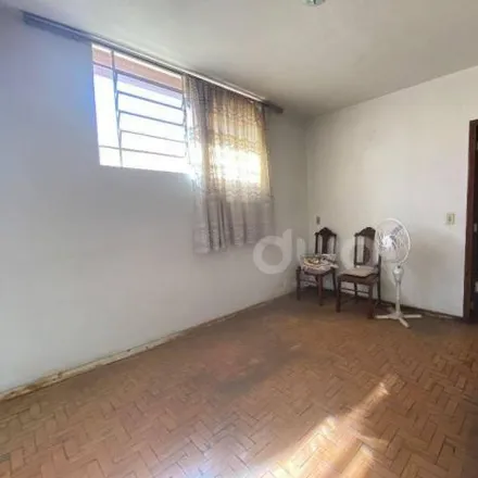 Buy this 3 bed house on Avenida Independência in Vila Independência, Piracicaba - SP