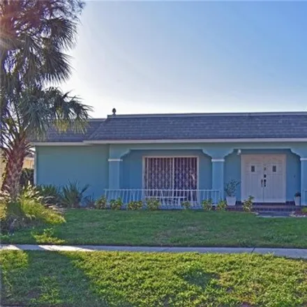 Rent this 4 bed house on 3928 Doral Drive in Venetian Shores, Hillsborough County