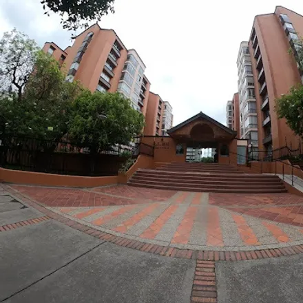 Buy this 4 bed apartment on Calle 25 in Fontibón, 110931 Bogota