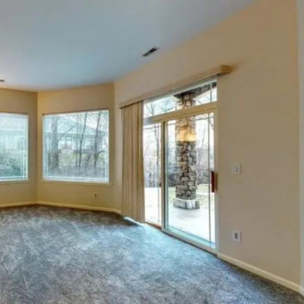 Image 2 - 7045 South Riverwood Boulevard, Franklin, WI 53132, USA - Condo for sale