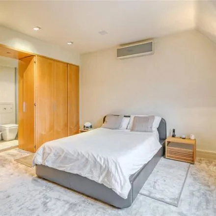 Rent this 5 bed apartment on Hail & Ride Bishops Grove in The Bishops Avenue, London