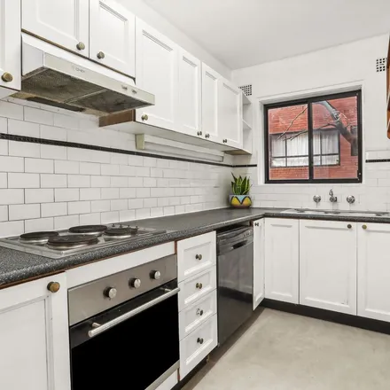 Image 4 - Templeman Crescent, Hillsdale NSW 2036, Australia - Apartment for rent