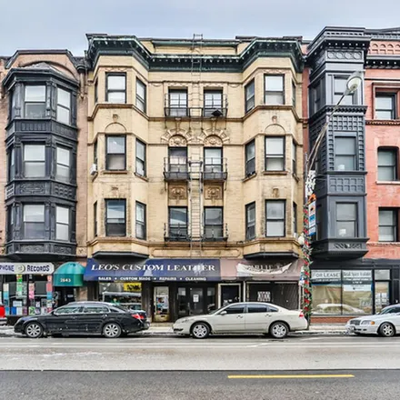Rent this 3 bed apartment on 2839-2841 North Clark Street in Chicago, IL 60657