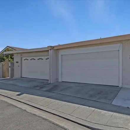Image 3 - 324 Silvertip Court, Milpitas, CA 95035, USA - House for sale