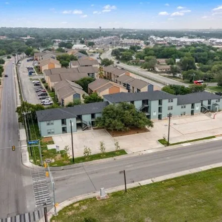Image 4 - Martin Elementary School, 730 Canterbury Drive, San Antonio, TX 78228, USA - Apartment for rent
