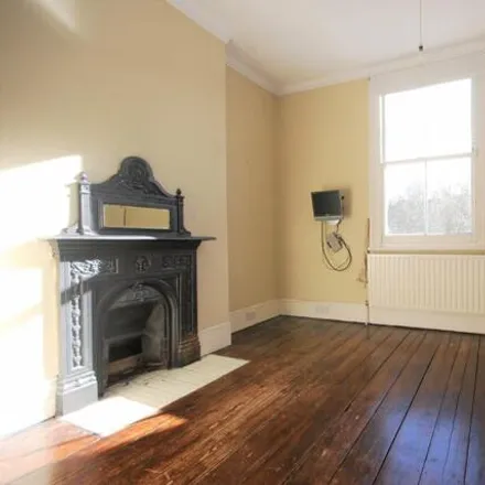 Image 3 - 27 Lanercost Road, London, SW2 3DN, United Kingdom - Room for rent