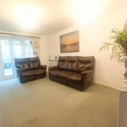 Image 5 - Pendean Way, Sutton-in-Ashfield, NG17 1LY, United Kingdom - Duplex for rent