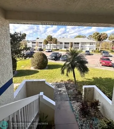 Image 9 - 1514 Southeast Royal Green Circle, Port Saint Lucie, FL 34952, USA - Condo for rent