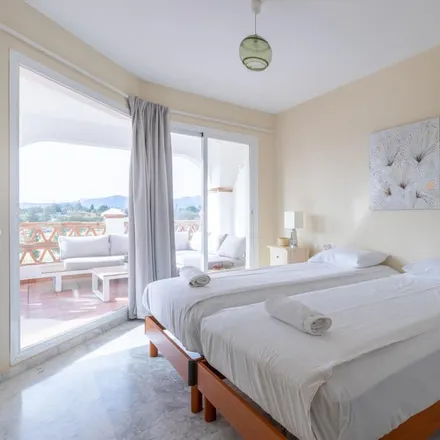 Rent this 2 bed apartment on Calle Río Chillar in 2, 29651 Mijas