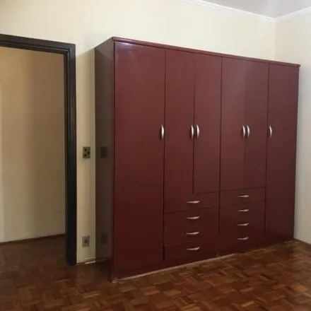 Rent this studio house on Rua Hermínio Pinto in Vila Flores, Bauru - SP