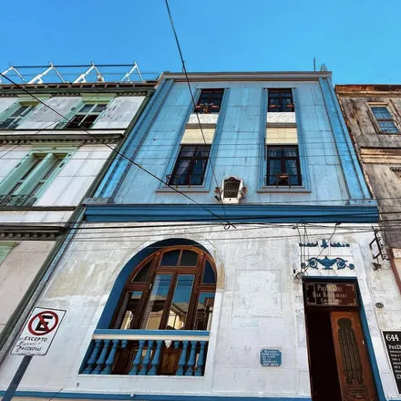 Rent this 2 bed house on Valparaíso in Cerro Concepción, VALPARAISO REGION