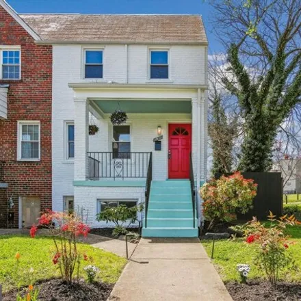 Image 1 - 1911 C St Ne, Washington, District of Columbia, 20002 - House for sale