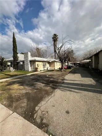 Buy this 5 bed house on Seventh Day Adventist Spanish Church in North Mountain View Avenue, San Bernardino