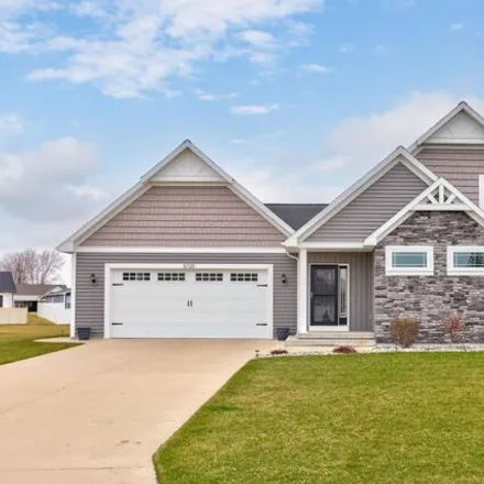 Buy this 3 bed house on 5746 Stone Briar Lane South in Tittabawassee Township, MI 48623