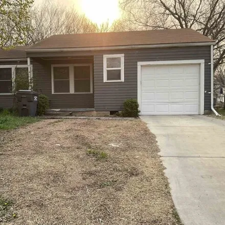 Buy this 2 bed house on 2551 South Hydraulic Avenue in Wichita, KS 67216