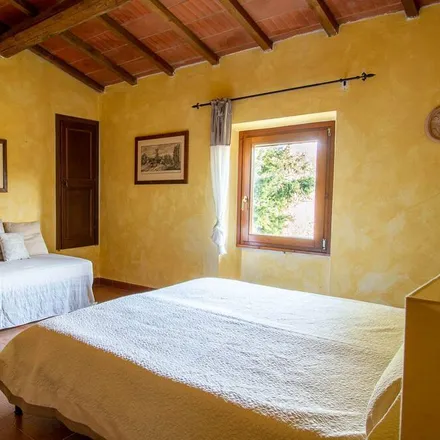 Rent this 3 bed house on 50066 Reggello FI