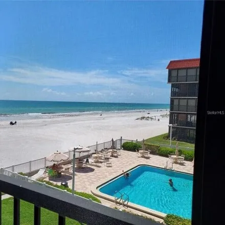 Image 2 - Isis, 17566 Gulf Boulevard, Redington Shores, Pinellas County, FL 33776, USA - Condo for rent